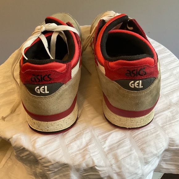 ASICS Gel Lyte 3 “Crane” Red/Gray Suede, Men’s Athletic Shoe, Size 11 - Picture 3 of 16